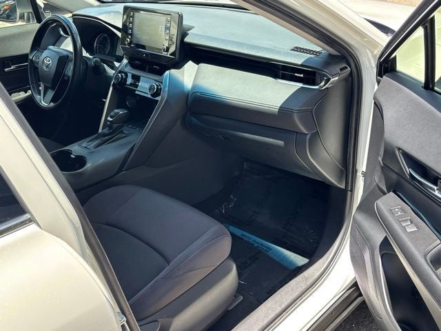 2022 Toyota Venza LE