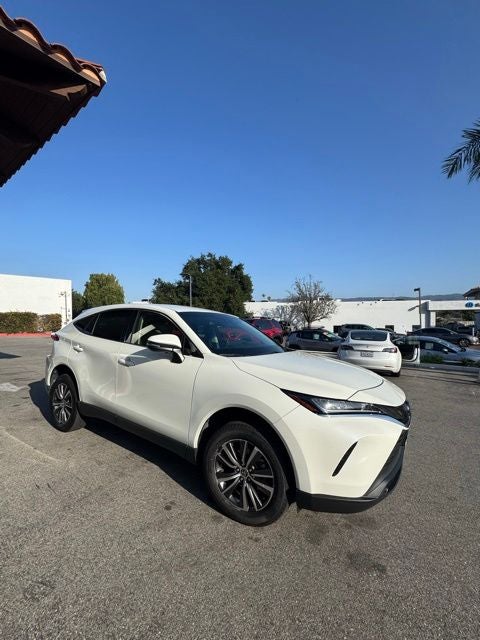 2022 Toyota Venza LE