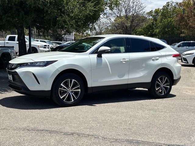 2022 Toyota Venza LE