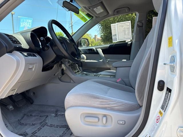 2010 Toyota Highlander Base