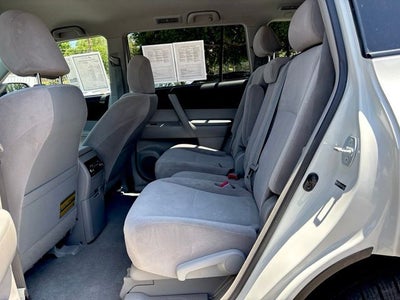 2010 Toyota Highlander Base