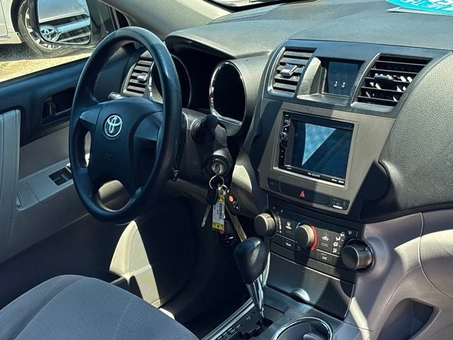 2010 Toyota Highlander Base