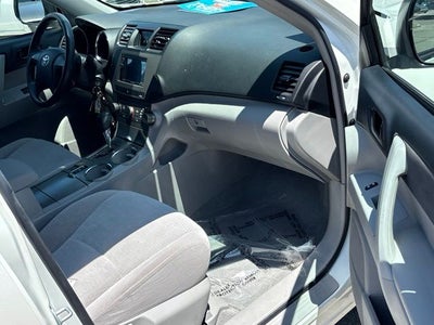 2010 Toyota Highlander Base