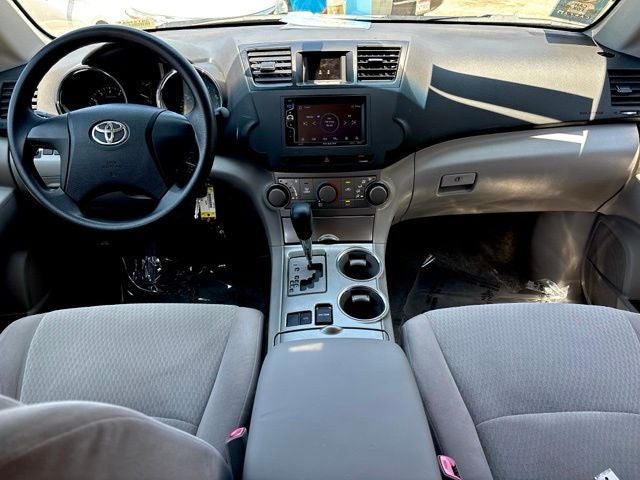 2010 Toyota Highlander Base