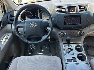 2010 Toyota Highlander Base