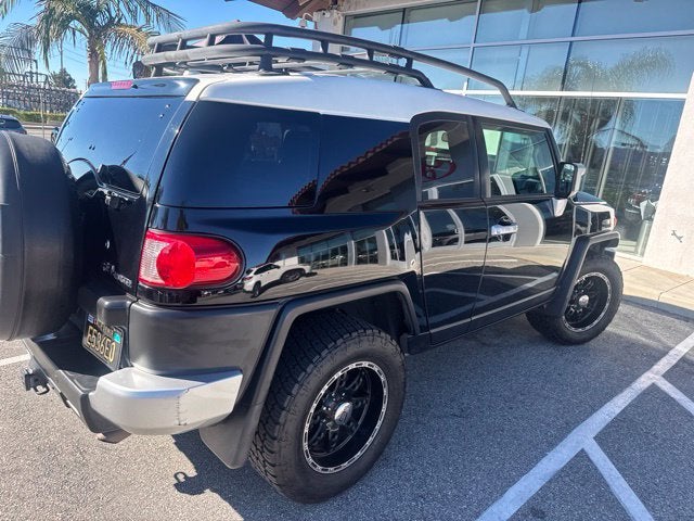 2011 Toyota FJ Cruiser Base