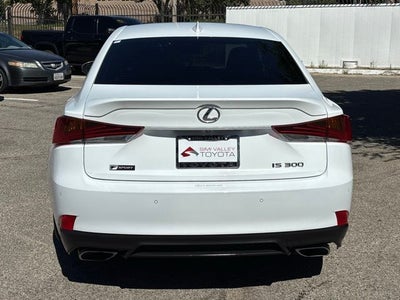 2018 Lexus IS 300