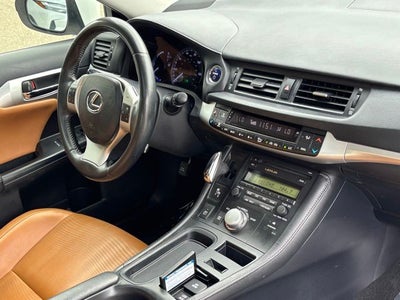 2013 Lexus CT 200h