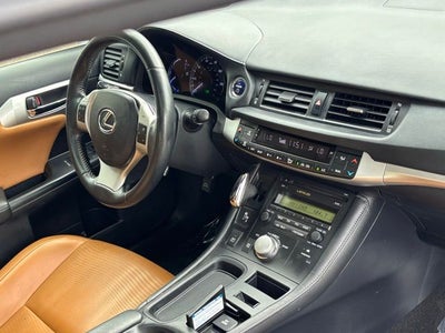 2013 Lexus CT 200h