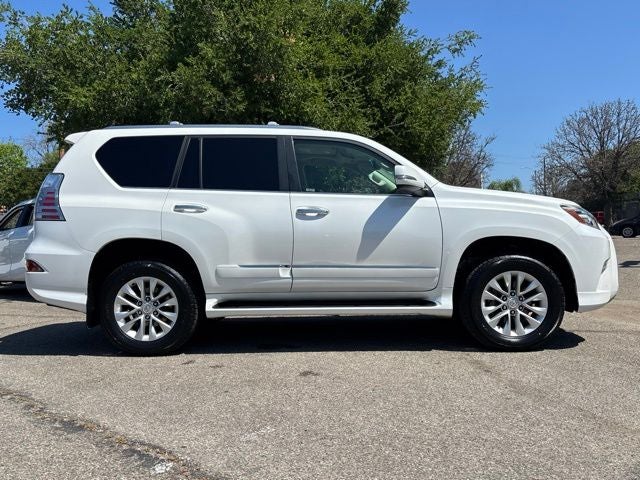 2017 Lexus GX 460