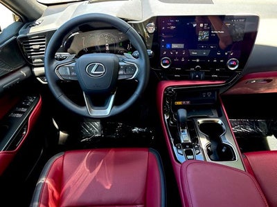 2025 Lexus NX 450h+ Luxury