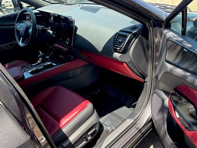 2025 Lexus NX 450h+ Luxury