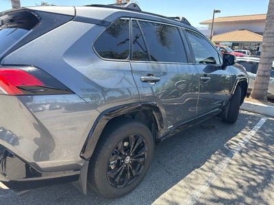 2022 Toyota RAV4 Hybrid SE