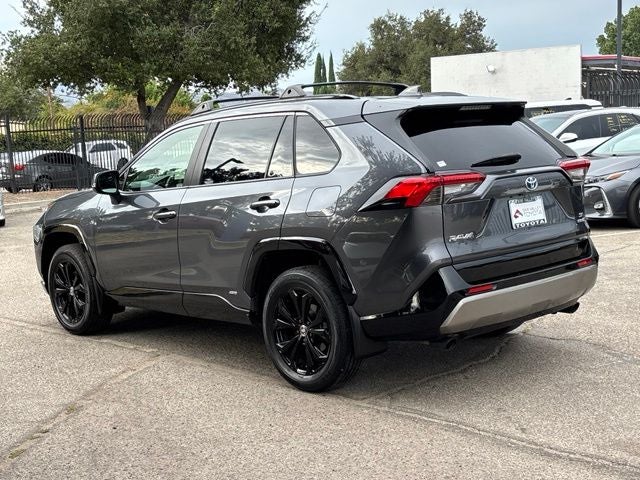 2022 Toyota RAV4 Hybrid SE