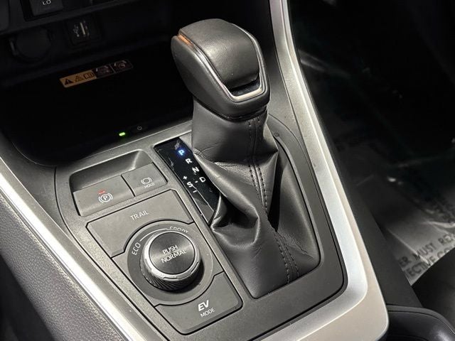 2025 Toyota RAV4 Hybrid XLE Premium