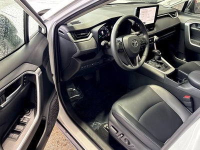 2025 Toyota RAV4 Hybrid XLE Premium