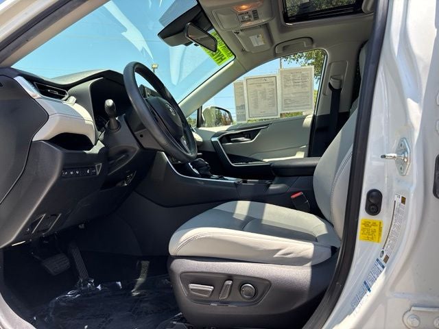 2021 Toyota RAV4 Hybrid XLE Premium
