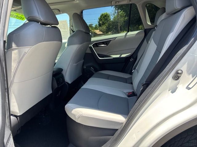 2021 Toyota RAV4 Hybrid XLE Premium