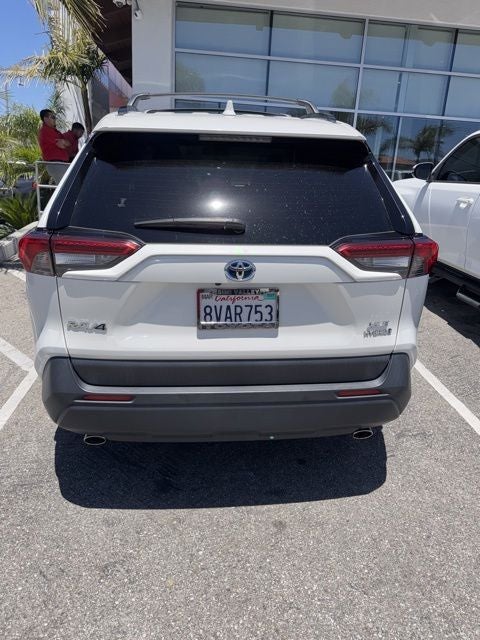 2021 Toyota RAV4 Hybrid XLE Premium