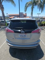 2017 Toyota RAV4 Hybrid SE
