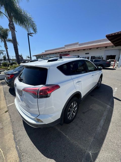 2016 Toyota RAV4 Hybrid XLE