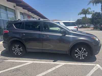 2018 Toyota RAV4 LE