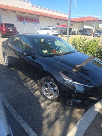 2022 Hyundai Elantra SE