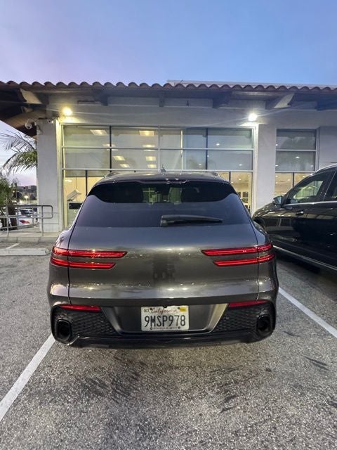 2025 Genesis GV70 2.5T