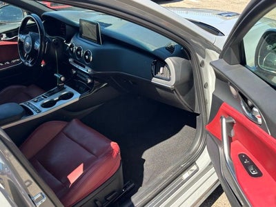 2019 Kia Stinger GT1