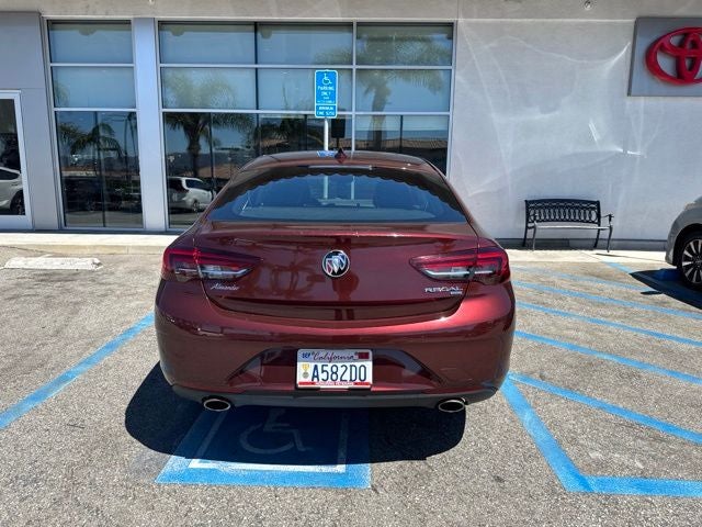 2019 Buick Regal Essence