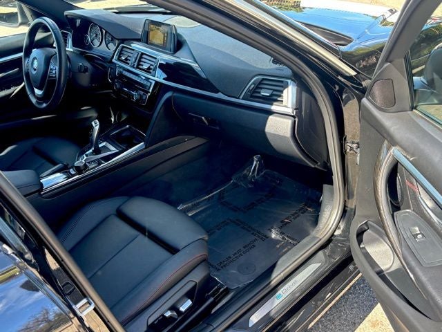 2017 BMW 3 Series 330e iPerformance