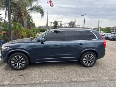 2021 Volvo XC90 T5 Momentum