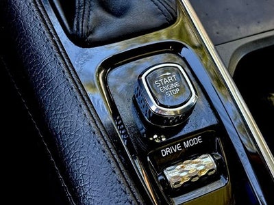 2021 Volvo XC90 T5 Momentum