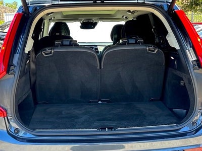 2021 Volvo XC90 T5 Momentum
