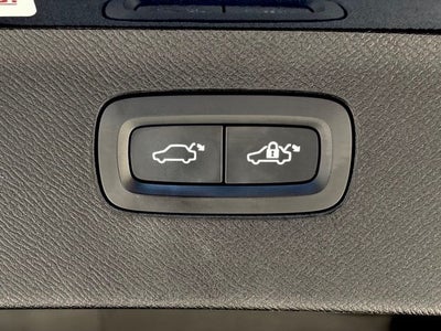 2021 Volvo XC90 T5 Momentum
