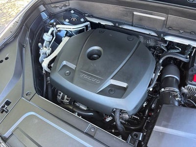 2021 Volvo XC90 T5 Momentum