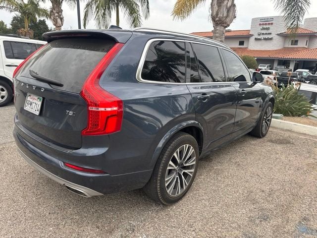 2021 Volvo XC90 T5 Momentum