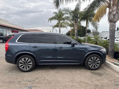 2021 Volvo XC90 T5 Momentum