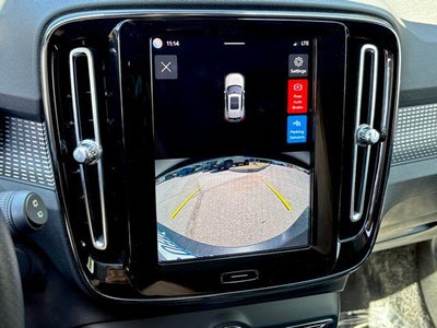 2021 Volvo XC40 Recharge Pure Electric P8
