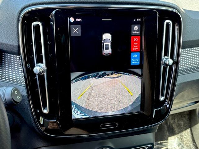 2021 Volvo XC40 Recharge Pure Electric P8