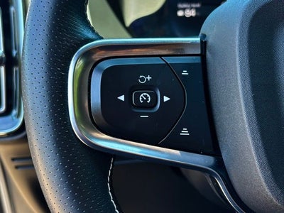 2021 Volvo XC40 Recharge Pure Electric P8