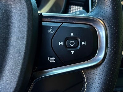 2021 Volvo XC40 Recharge Pure Electric P8