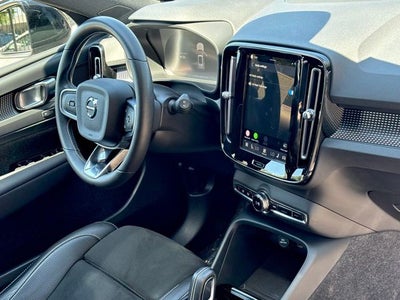 2021 Volvo XC40 Recharge Pure Electric P8