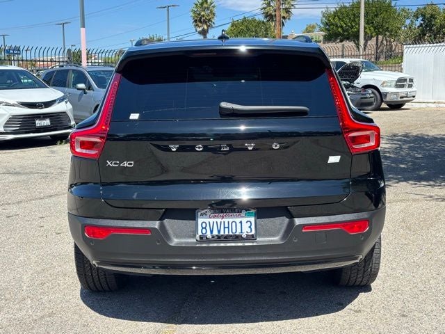 2021 Volvo XC40 Recharge Pure Electric P8