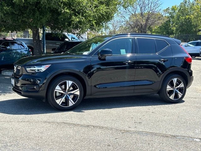 2021 Volvo XC40 Recharge Pure Electric P8