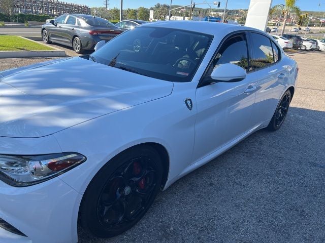 2017 Alfa Romeo Giulia Base