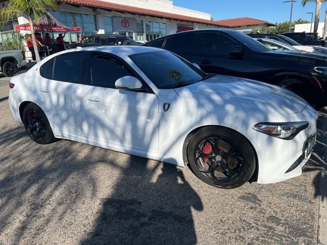 2017 Alfa Romeo Giulia Base