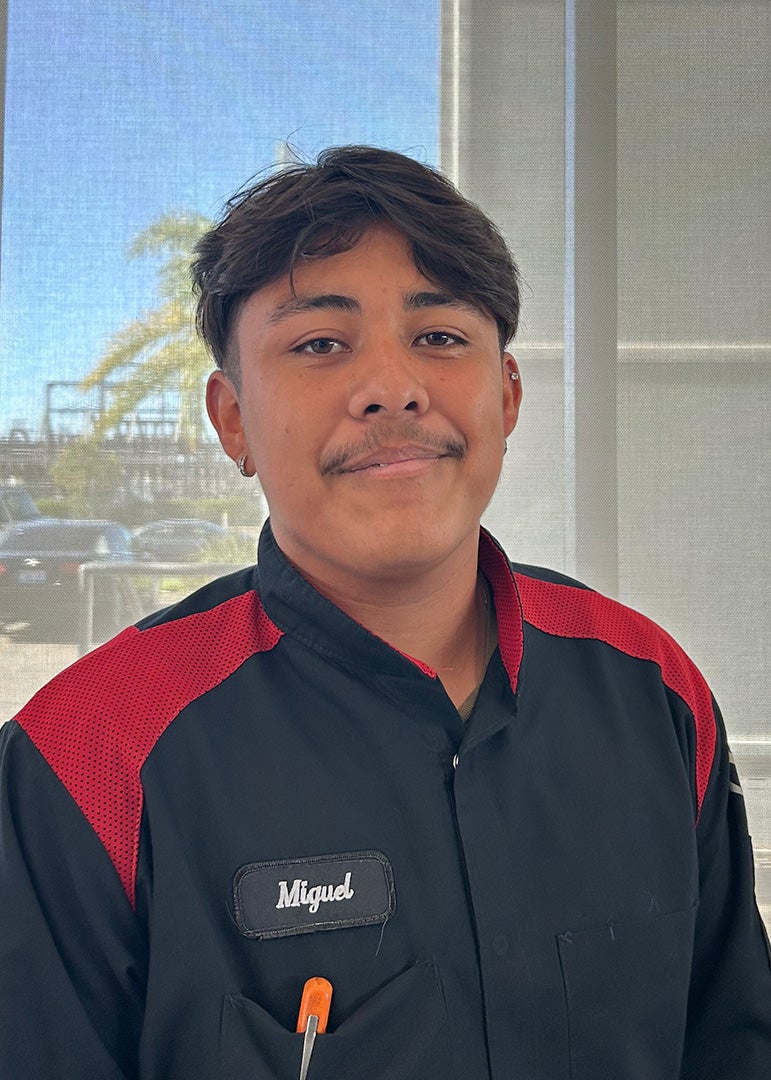 Miguel Angel Bustamante